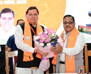 मुख्यमंत्री को किया गया सम्मानित