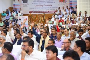 कार्यक्रम में उपस्थित किसान।