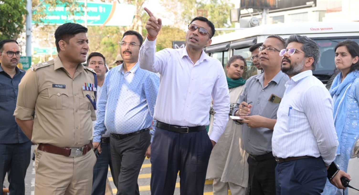 प्रधानमंत्री के प्रस्तावित दौरे से पहले देहरादून में तैयारियां तेज, डीएम ने आशारोड़ी से...